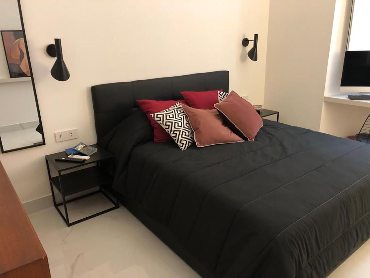 New! Cute Apart โรม ภายนอก รูปภาพ